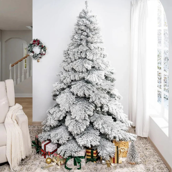 6.5ft Snow Flocked Christmas Tree with Lights